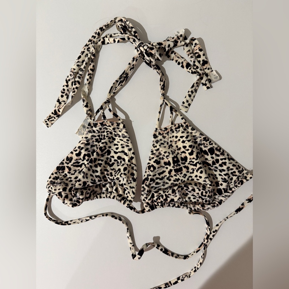 Xhilaration Leopard Print Bikini Top size XL (fits size L)